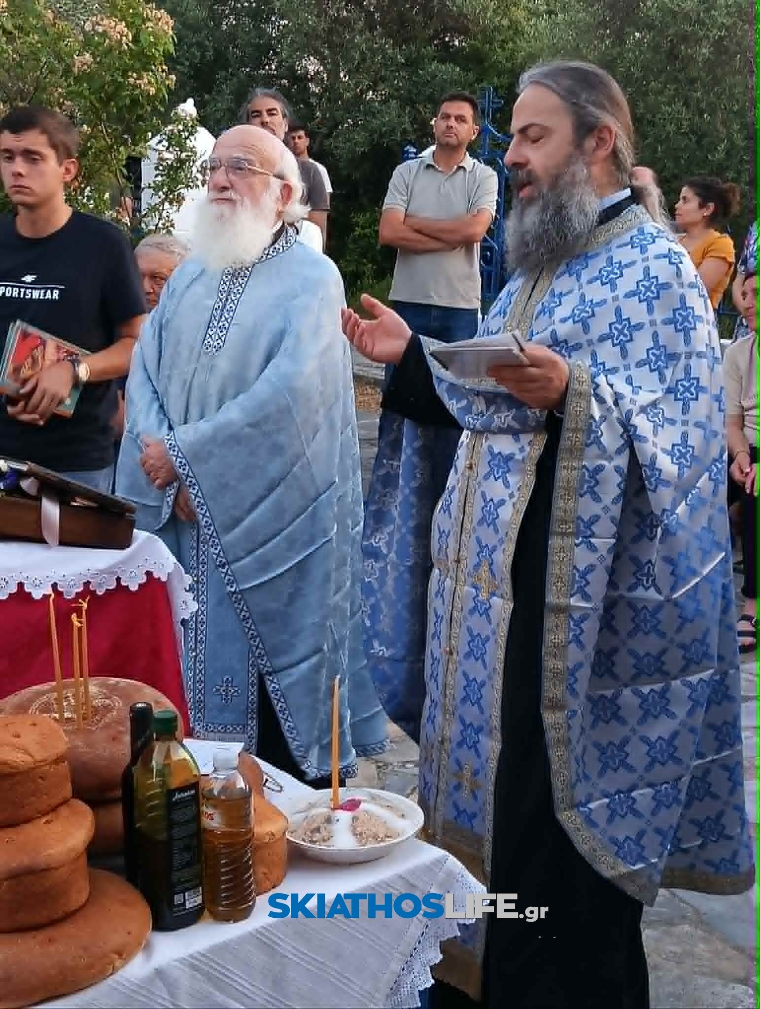 Ο εορτασμός των Αγίων Θεοδώρων στο εξωκλήσι της Σκιάθου
