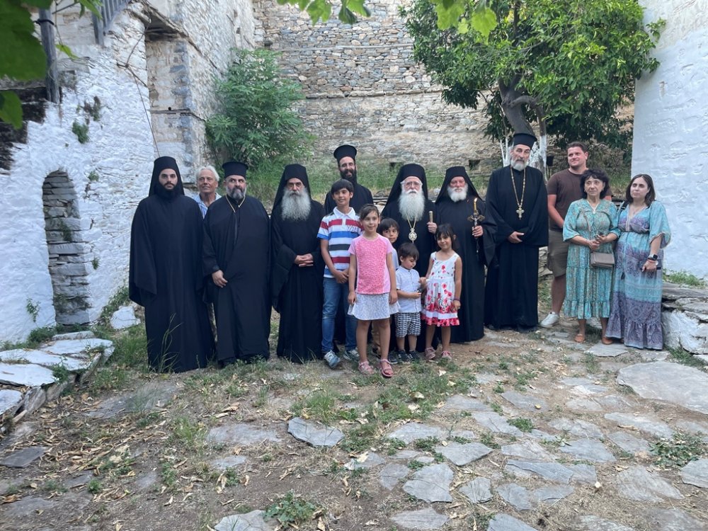 Ξαναπαίρνει ζωή η Ιερά Μονή Αγίων Τεσσαράκοντα Μαρτύρων, της μικρής ακατοίκητης νήσου «Αλατάς»