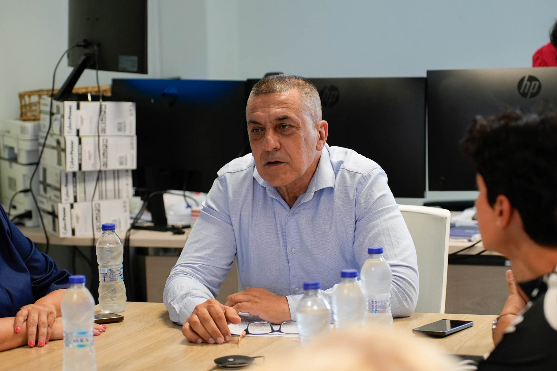 Στην Περιφέρεια Θεσσαλίας ομογενείς φοιτητές του Αμερικανοελληνικού Ινστιτούτου | Ενημέρωση για το νέο έξυπνο μοντέλο ατμοσφαιρικής ρύπανσης και την Πολιτική Προστασία