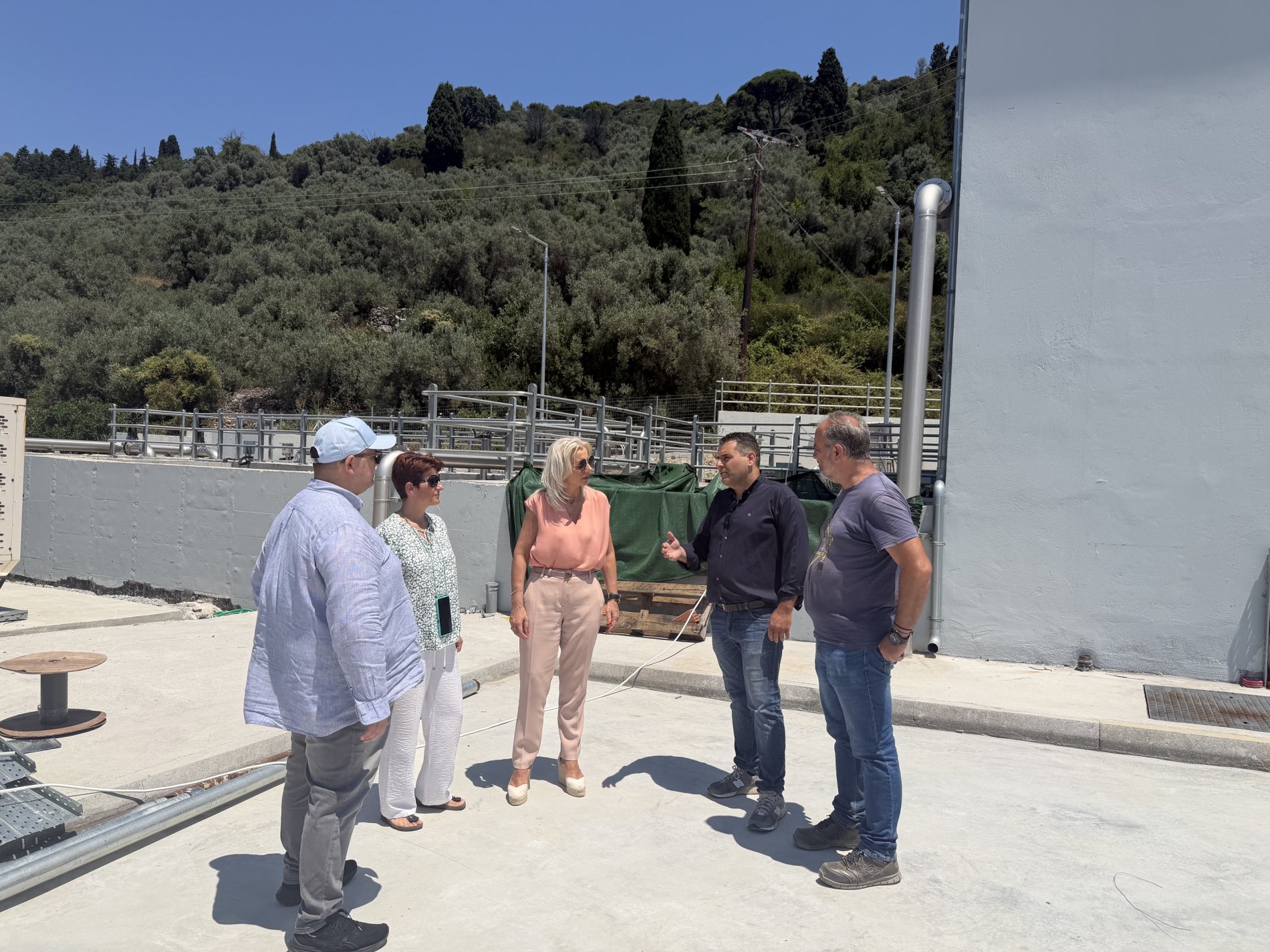 Ρένα Καραλαριώτου στη Σκόπελο: Επίσκεψη – αυτοψία σε σημαντικά έργα υποδομής (ΦΩΤΟ)