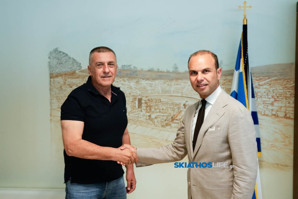 Στον Περιφερειάρχη Δημήτρη Κουρέτα ο νέος ιδιοκτήτης της ΑΕΛ Ζήσης Στυλιανός