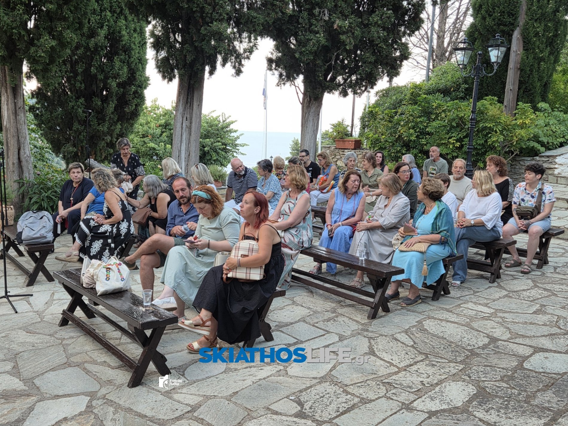 Στη μυσταγωγία του Μάνου Χατζιδάκι ταξίδεψε η Σκιάθος (φωτο-video)