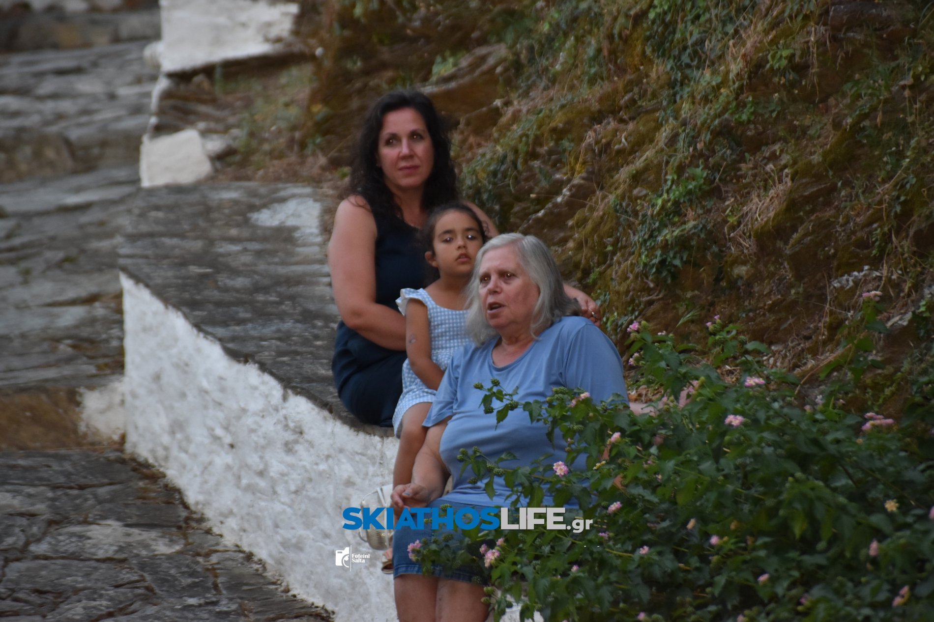 Στη μυσταγωγία του Μάνου Χατζιδάκι ταξίδεψε η Σκιάθος (φωτο-video)