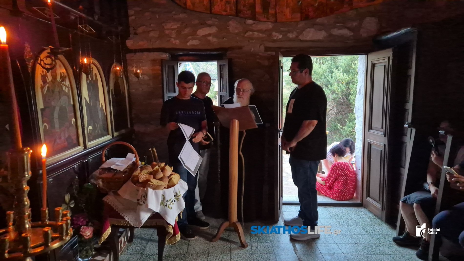 Ιερά Αγρυπνία στην Αγία Μαρίνα στο Κάστρο της Σκιάθου – Μια νύχτα προσευχής στον ιστορικό τόπο του νησιού (φωτο&video))