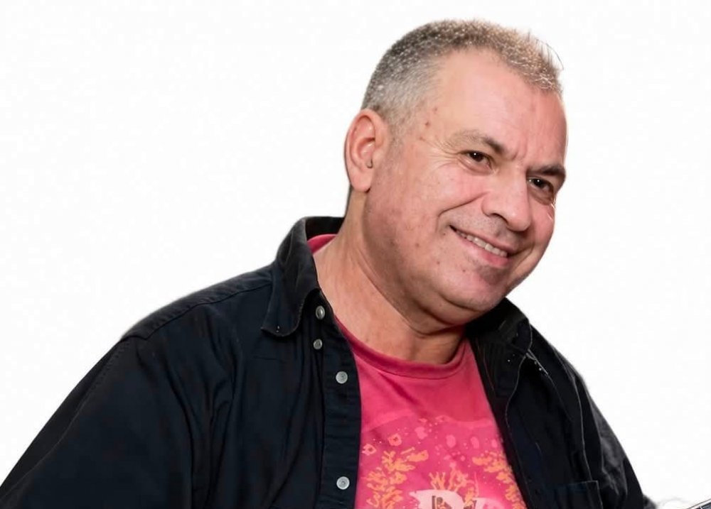Βόλος: Πέθανε ο βιρτουόζος του μπουζουκιού Γιώργος Σταμούλης