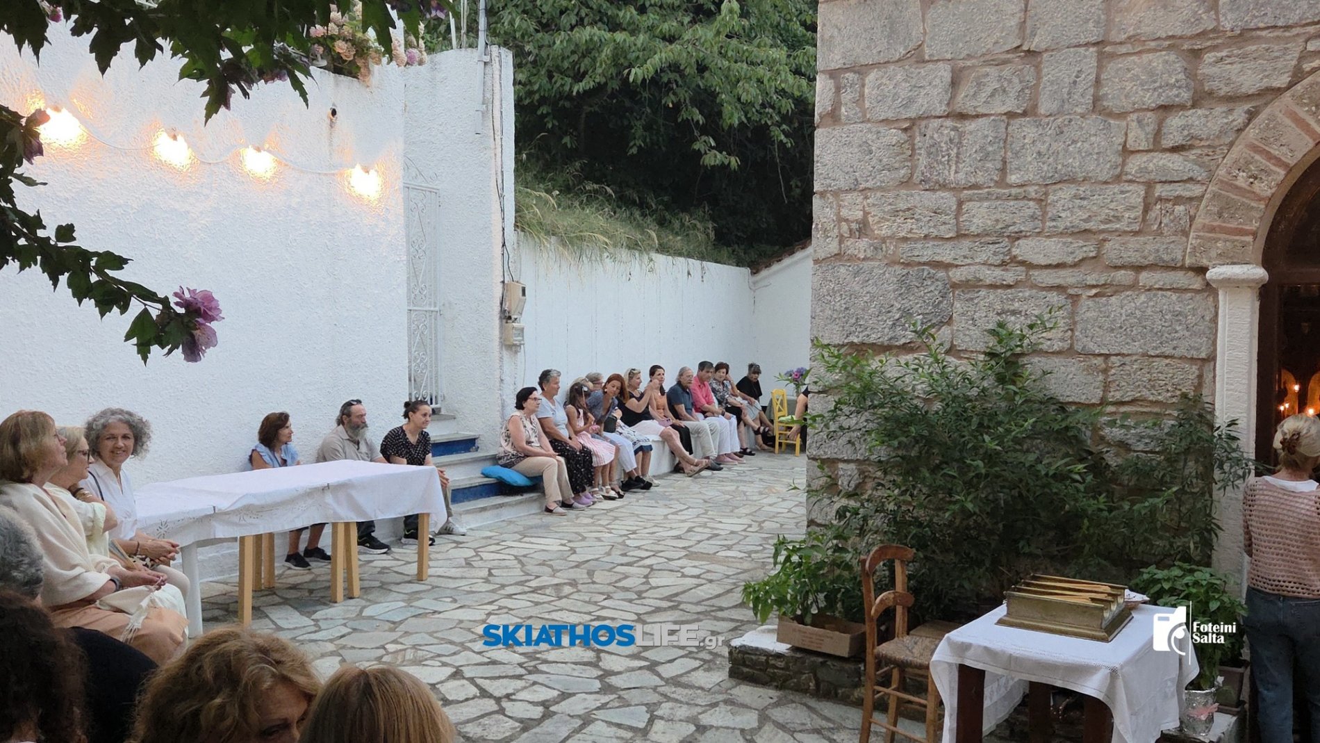 Πλήθος πιστών στην Ιερά Αγρυπνία του Προφήτη Ηλία στο ομώνυμο εξωκλήσι της Σκιάθου (video&photo)
