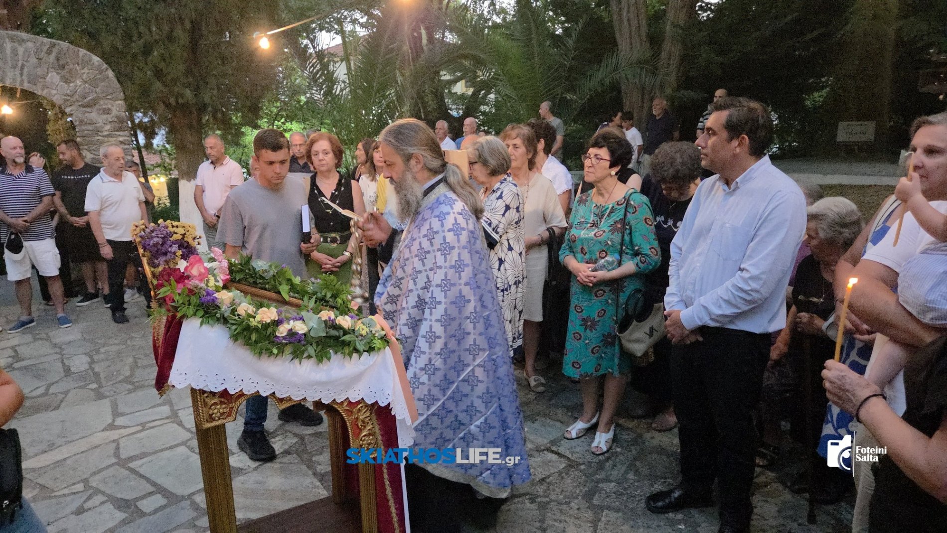 Πλήθος πιστών στην Ιερά Αγρυπνία του Προφήτη Ηλία στο ομώνυμο εξωκλήσι της Σκιάθου (video&photo)