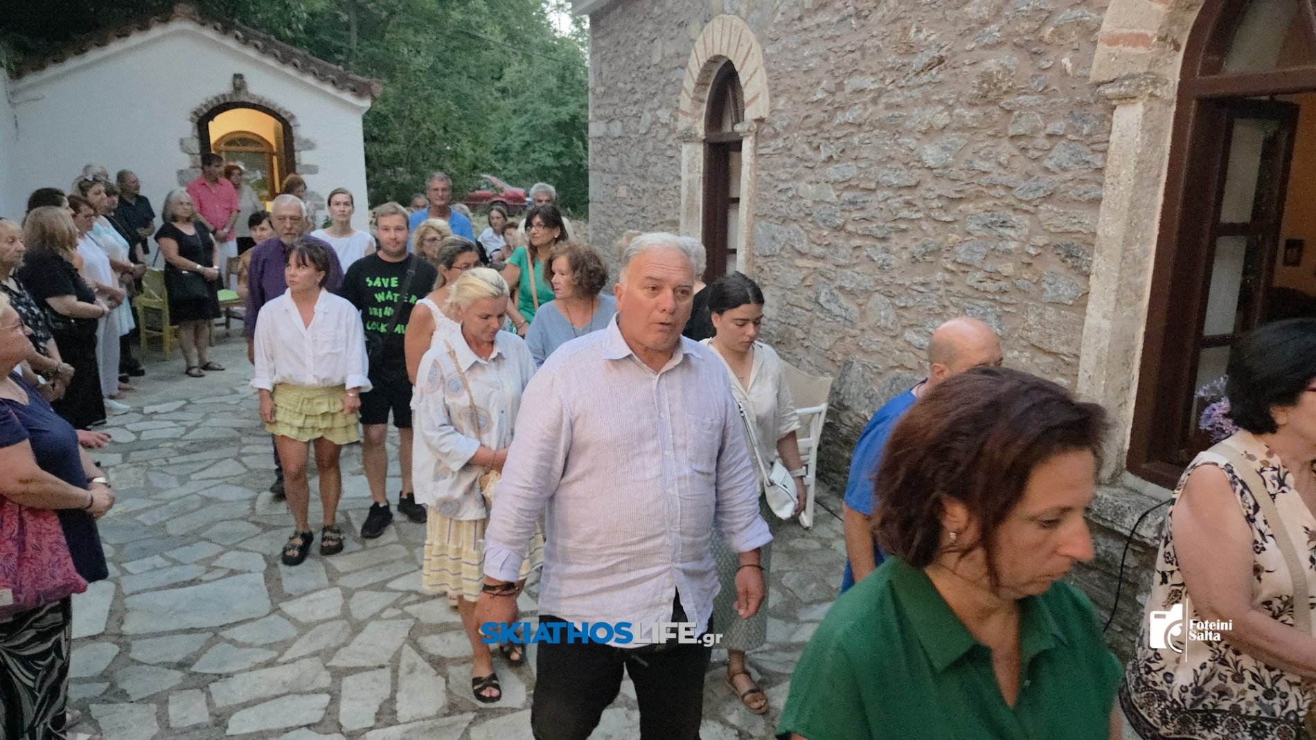 Πλήθος πιστών στην Ιερά Αγρυπνία του Προφήτη Ηλία στο ομώνυμο εξωκλήσι της Σκιάθου (video&photo)