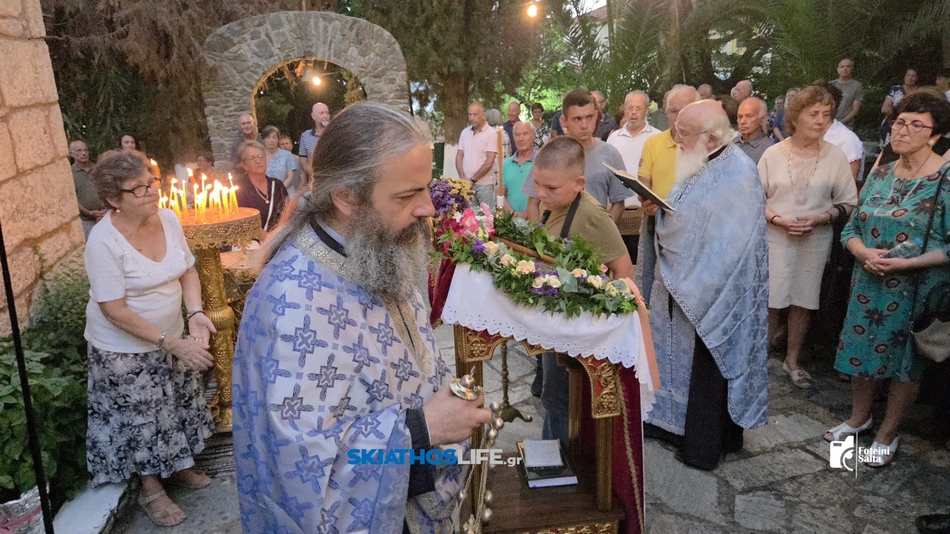 Πλήθος πιστών στην Ιερά Αγρυπνία του Προφήτη Ηλία στο ομώνυμο εξωκλήσι της Σκιάθου (video&photo)