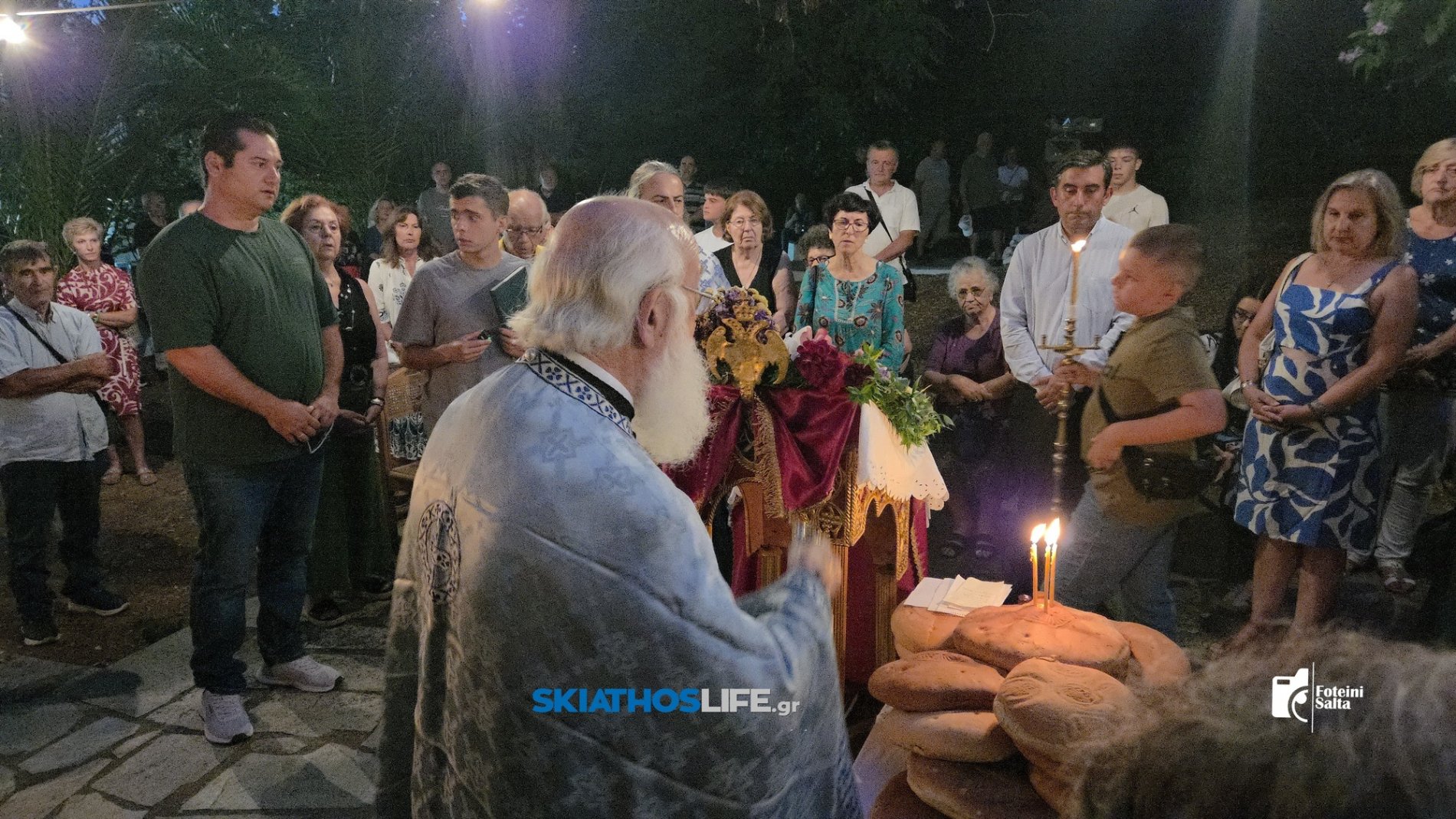 Πλήθος πιστών στην Ιερά Αγρυπνία του Προφήτη Ηλία στο ομώνυμο εξωκλήσι της Σκιάθου (video&photo)