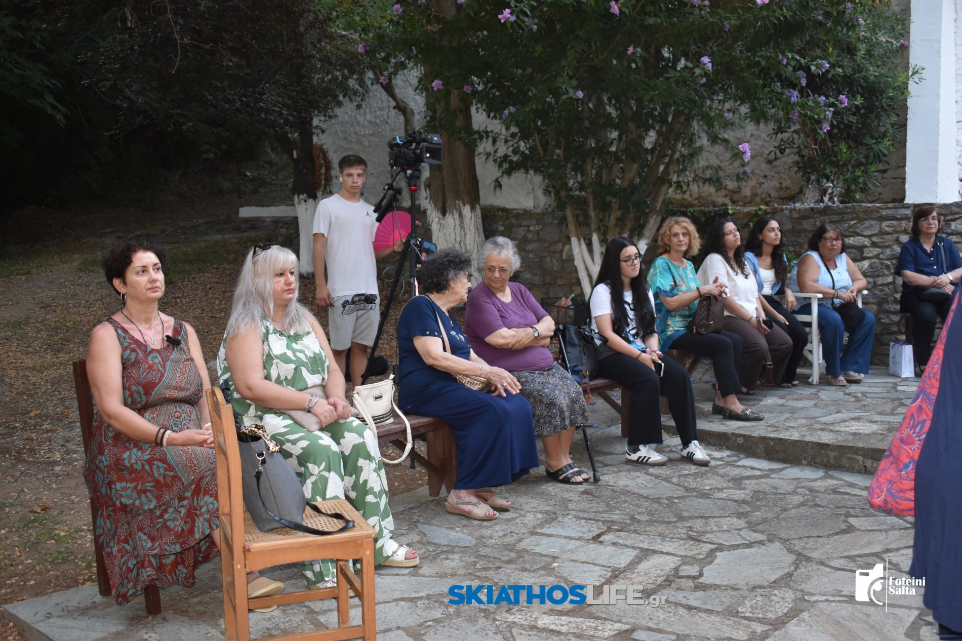 Πλήθος πιστών στην Ιερά Αγρυπνία του Προφήτη Ηλία στο ομώνυμο εξωκλήσι της Σκιάθου (video&photo)