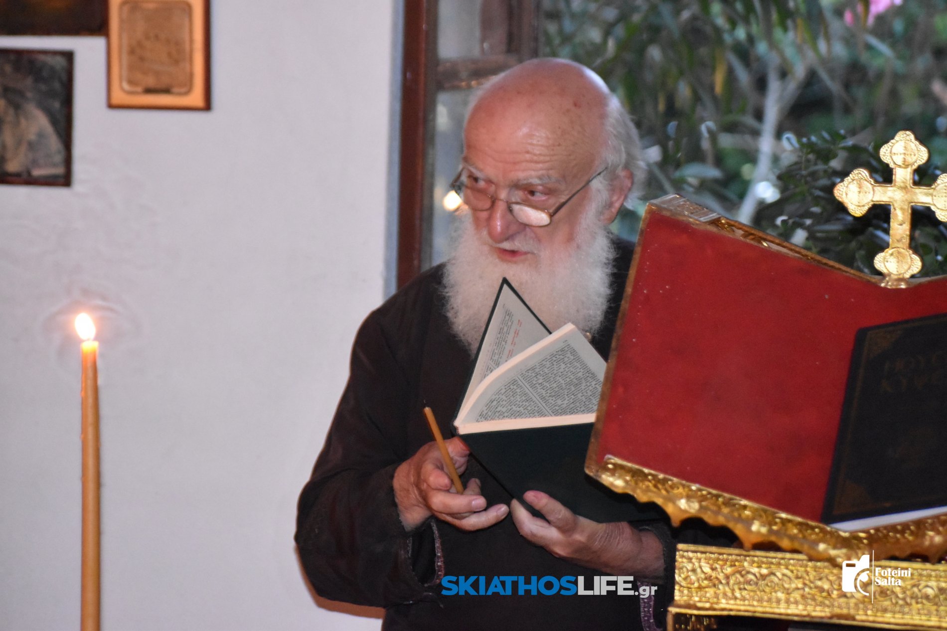 Πλήθος πιστών στην Ιερά Αγρυπνία του Προφήτη Ηλία στο ομώνυμο εξωκλήσι της Σκιάθου (video&photo)