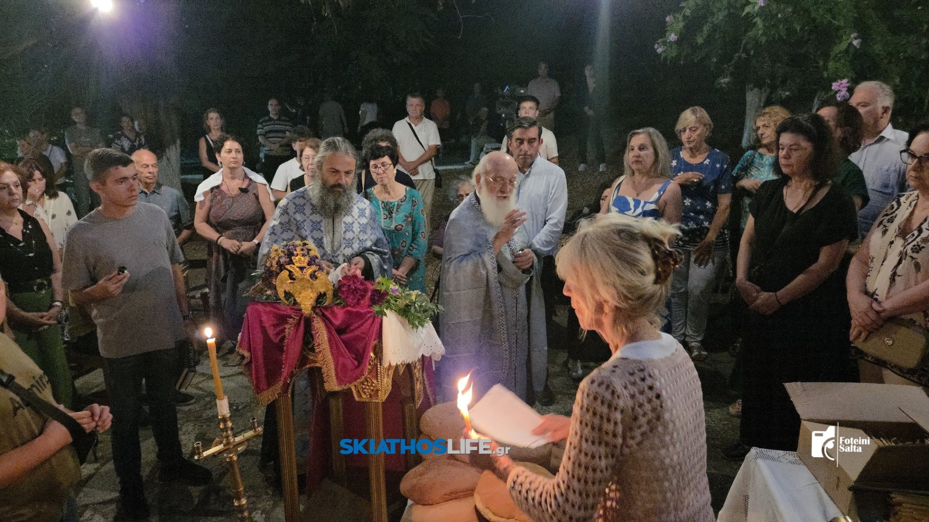 Πλήθος πιστών στην Ιερά Αγρυπνία του Προφήτη Ηλία στο ομώνυμο εξωκλήσι της Σκιάθου (video&photo)
