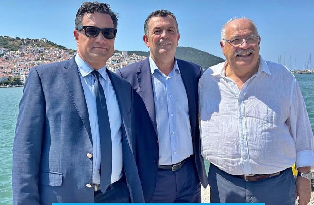 Χρήστος Μπουκώρος: Η Σκόπελος  απέκτησε το Κέντρο Υγείας που της αξίζει