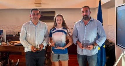 Μαζί με την παγκόσμια διάκριση μας «έφεραν» και τους δίδυμους πύργους της Μαλαισίας!