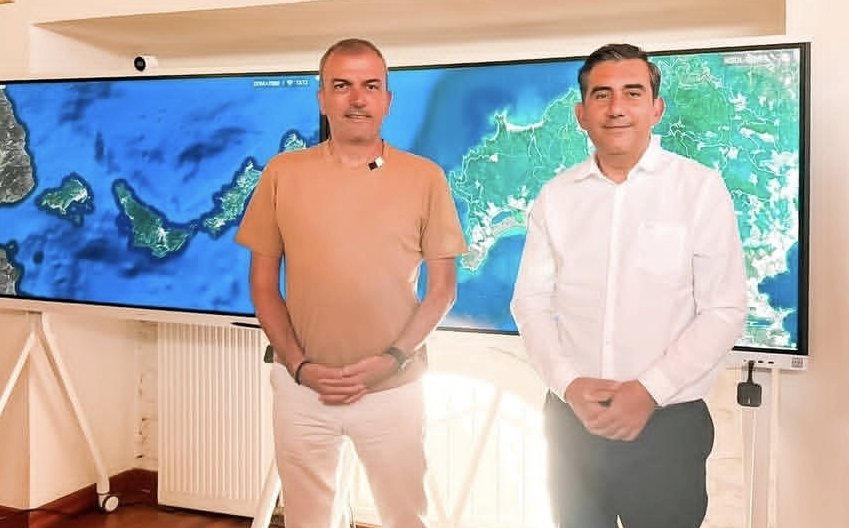 Δήμαρχος Λαρισαίων και Δήμαρχος Σκιάθου συζήτησαν για τη διαχείριση των απορριμμάτων και τις ανάγκες των νησιών (φωτο)