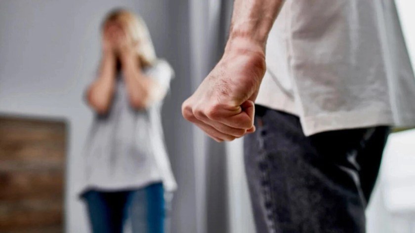 Νέο περιστατικό ενδοοικογενειακής βίας-Νέα σύλληψη από το Α.Τ. Σκιάθου 