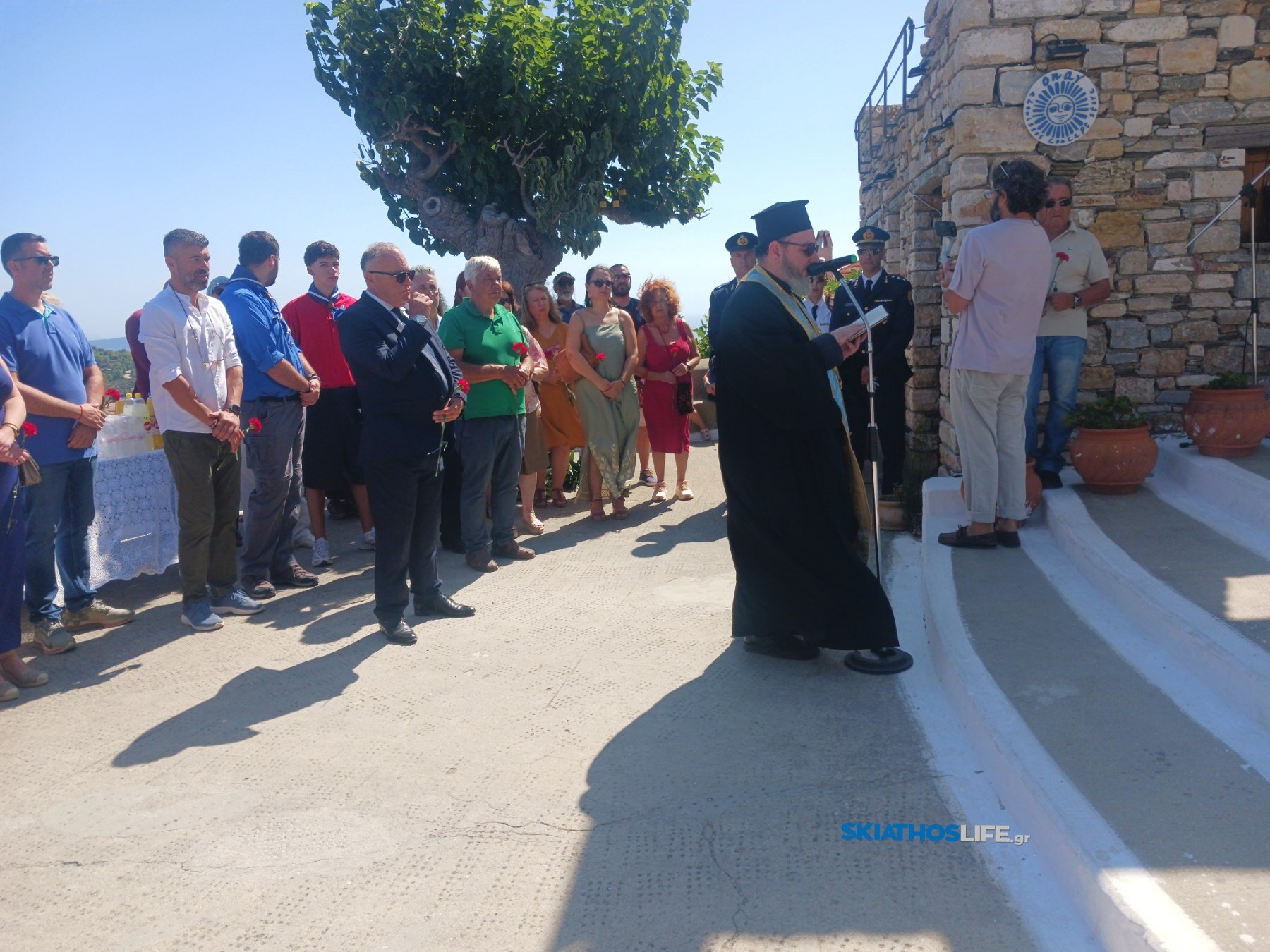 Αλόννησος: Επιμνημόσυνη δέηση για τους εκτελεσθέντες πατριώτες της 15ης Αυγούστου 1944