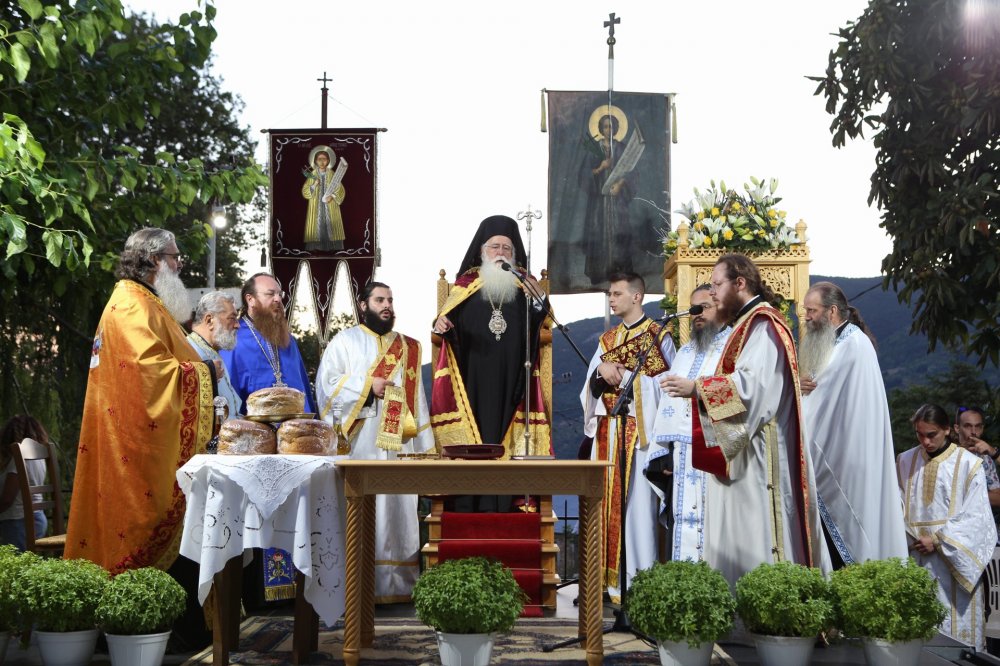 Δημητριάδος Ιγνάτιος: «Κινδυνεύουμε από έναν σύγχρονο μηδενισμό» – Τιμήθηκε στο Πήλιο η μνήμη του Αγίου Αποστόλου του Νέου (πλούσιο φωτογραφικό υλικό)