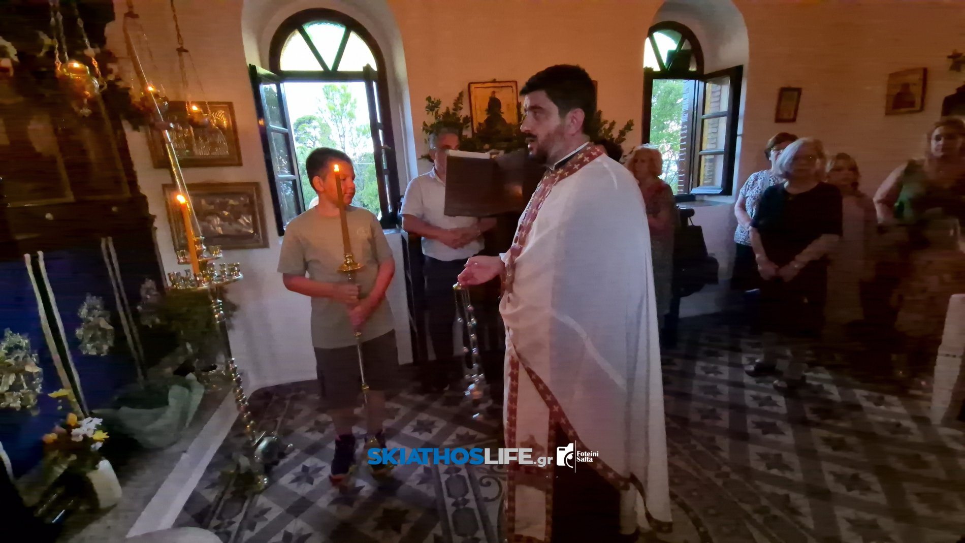 Φωτορεπορτάζ & Video από την Αγρυπνία στο Εξωκλήσι του Αγίου Αποστόλου του Νέου
