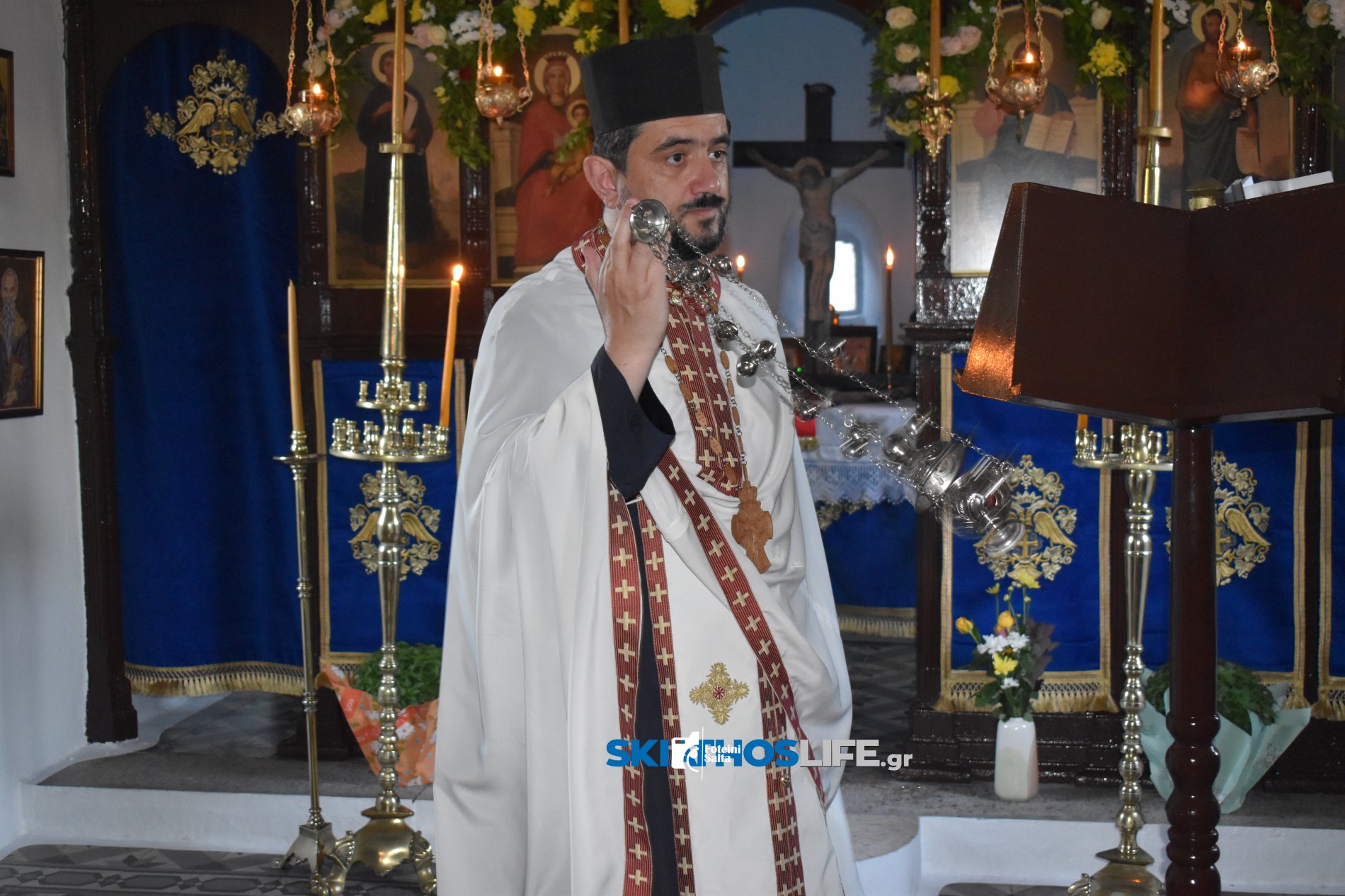 Φωτορεπορτάζ & Video από την Αγρυπνία στο Εξωκλήσι του Αγίου Αποστόλου του Νέου