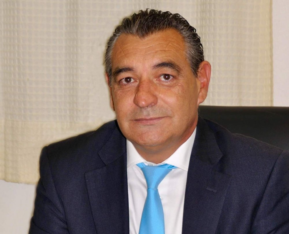 Την παραίτηση του Προέδρου του Δ.Σ. Αλοννήσου ζητάει ο Πέτρος Βαφίνης