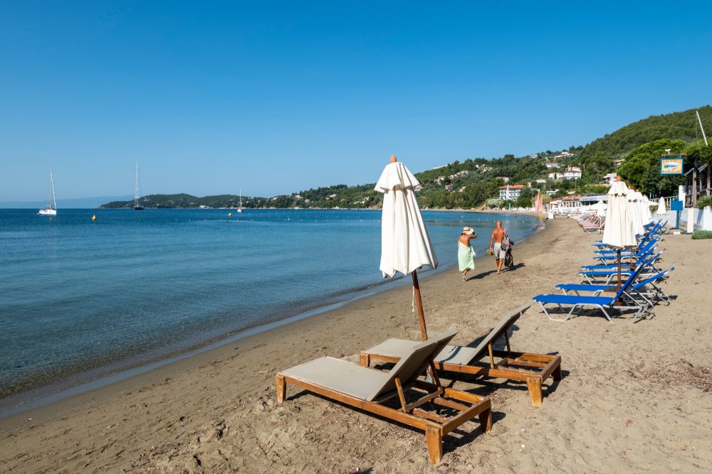 Καμπάνες 44.000 ευρώ σε τέσσερις επιχειρήσεις της Σκιάθου