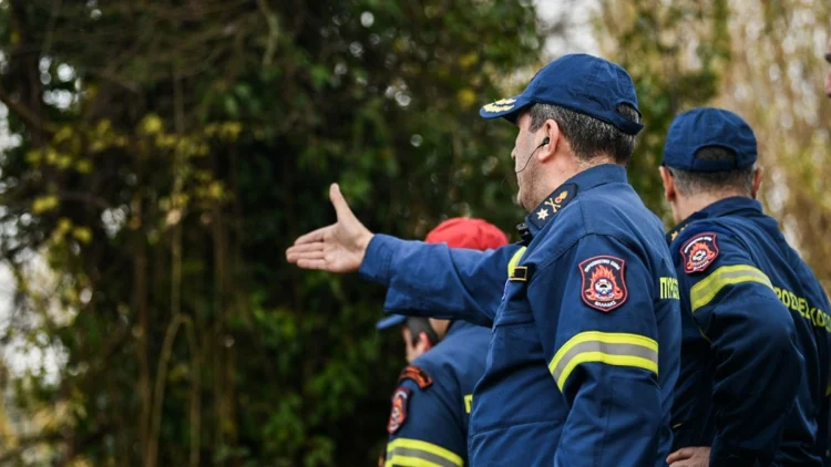 Σε τραγωδία εξελίχθηκε μια εκδρομή σε καταρράκτη στη Βέροια: Νεκρή 18χρονη που έπεσε σε λίμνη, δεν κατάφερε να την βγάλει ο φίλος της από το νερό