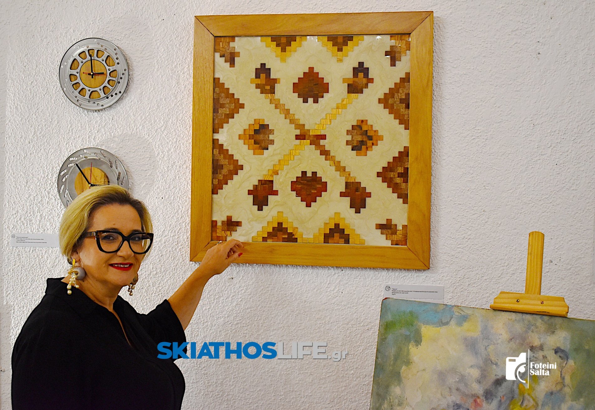 «Ό,τι αφήνει ο χρόνος»: Με πλήθος κόσμου άνοιξε η έκθεση της Ηλιάνας Παλόγου και του Κώστα Ζούχα στο Μπούρτζι (φωτ-video)