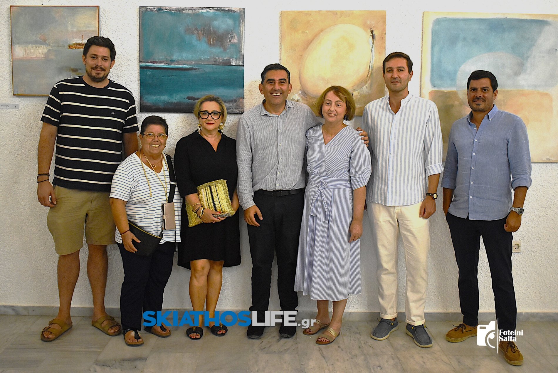 «Ό,τι αφήνει ο χρόνος»: Με πλήθος κόσμου άνοιξε η έκθεση της Ηλιάνας Παλόγου και του Κώστα Ζούχα στο Μπούρτζι (φωτ-video)