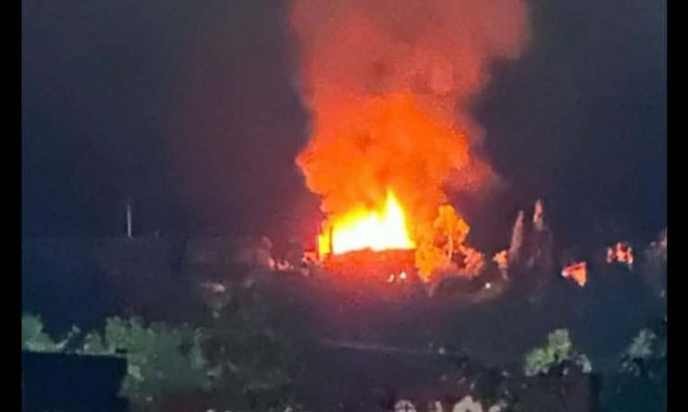 Κάηκε ολοσχερώς το πέτρινο κτίριο της ιστορικής οινοποιίας «Achaia Clauss» – Σώθηκαν τα ιστορικά κρασιά