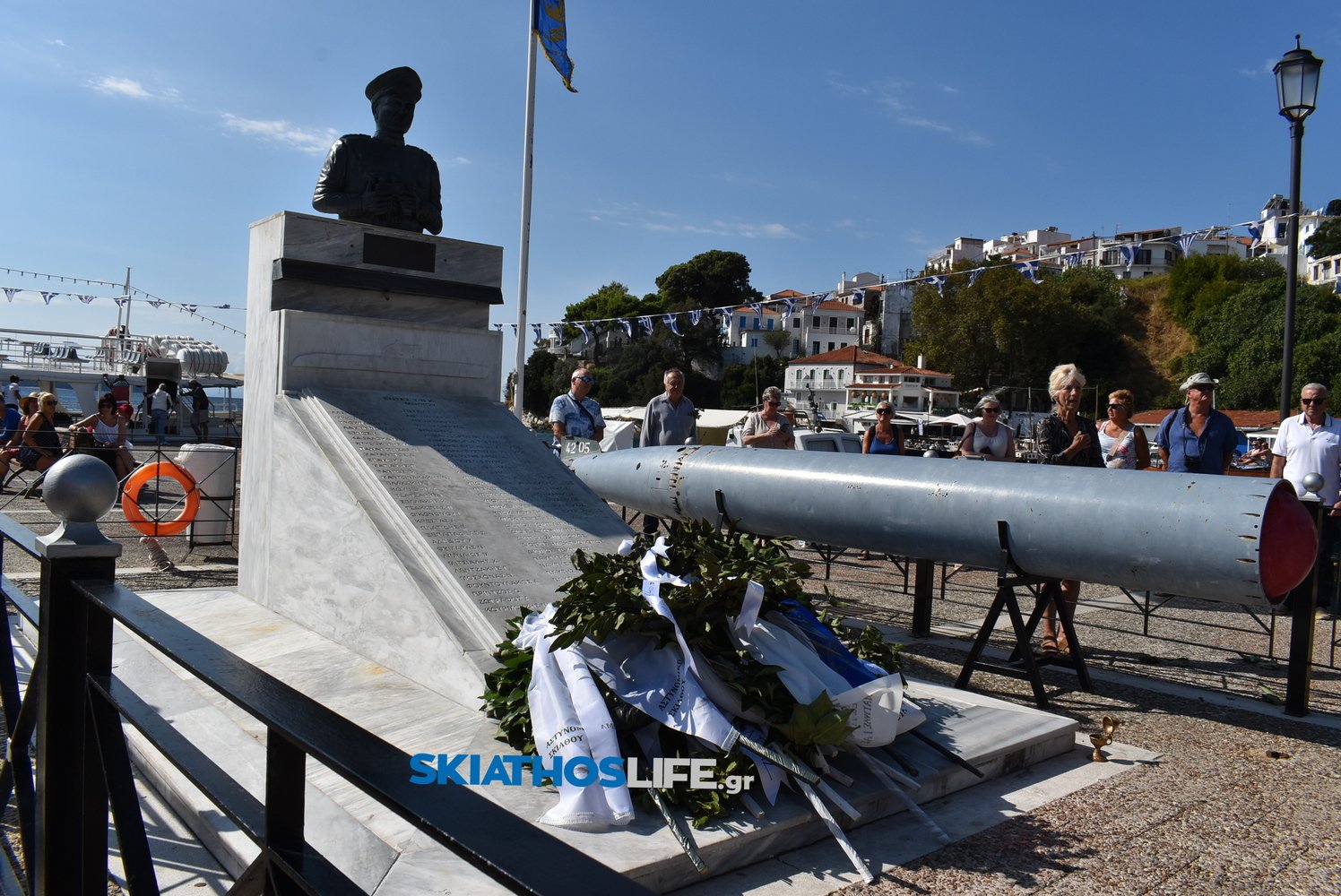 Σκιάθος: Τιμή στους ήρωες του Υποβρυχίου «Κατσώνης» – 83 χρόνια μετά η μνήμη παραμένει ζωντανή (video&φωτογραφίες)