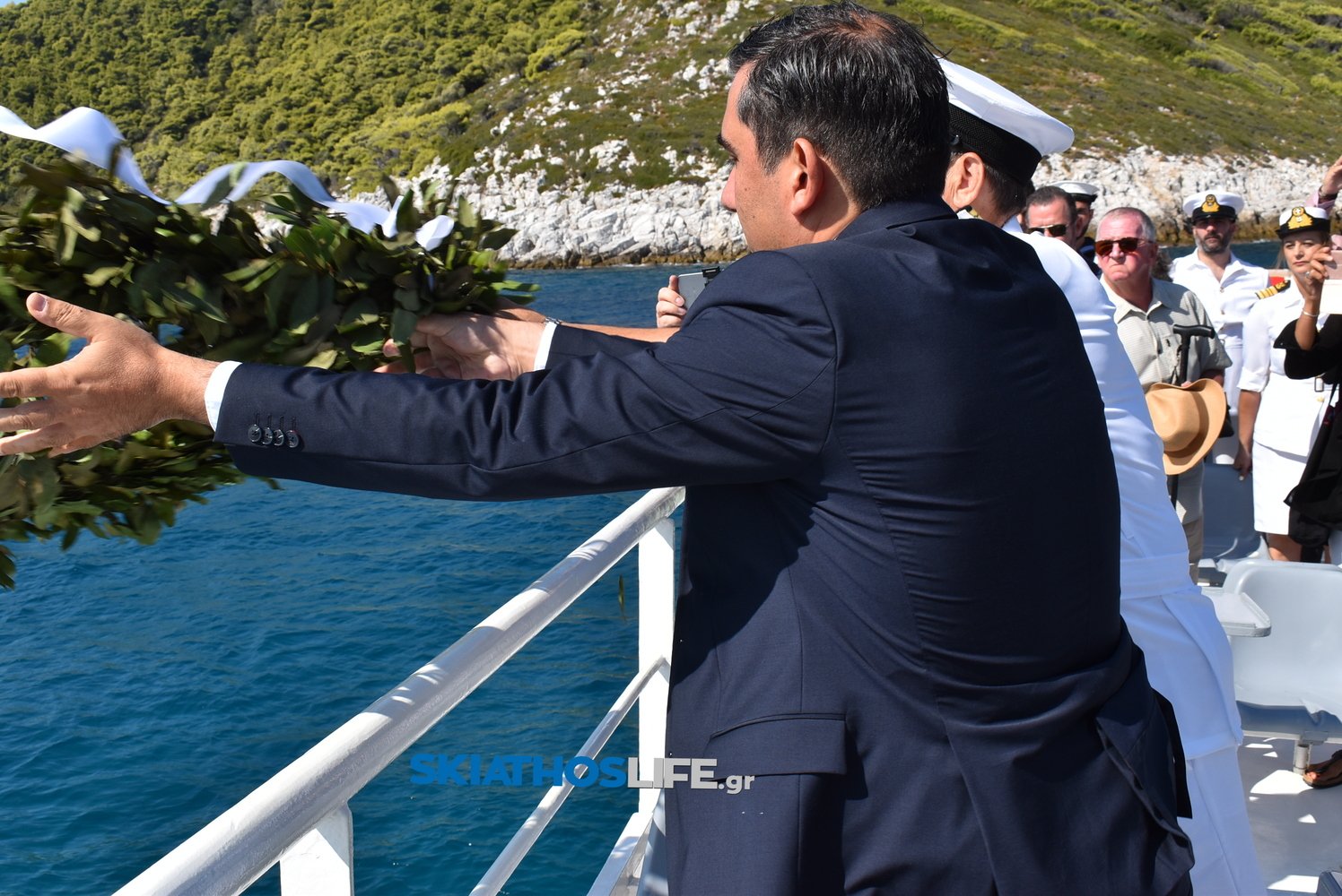 Σκιάθος: Τιμή στους ήρωες του Υποβρυχίου «Κατσώνης» – 83 χρόνια μετά η μνήμη παραμένει ζωντανή (video&φωτογραφίες)