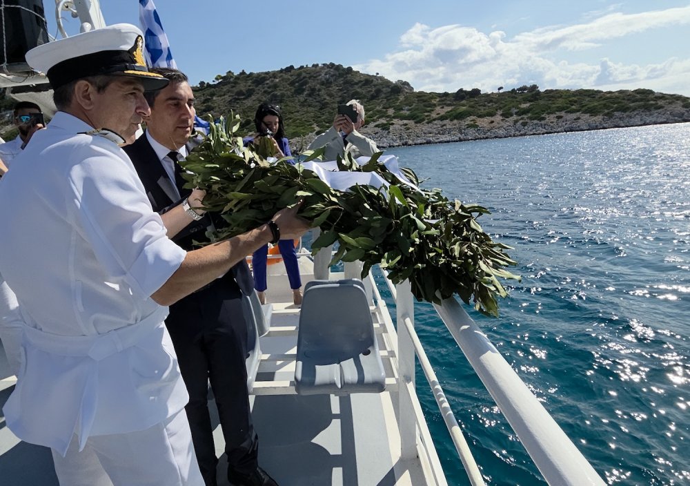 Ο Δήμος Σκιάθου τίμησε τη μνήμη της 83ης επετείου από τη βύθιση του Υποβρυχίου Υ1 «ΚΑΤΣΩΝΗΣ» στις 14 Σεπτεμβρίου 1943, σε συνεργασία με το Πολεμικό Ναυτικό (φωτο)