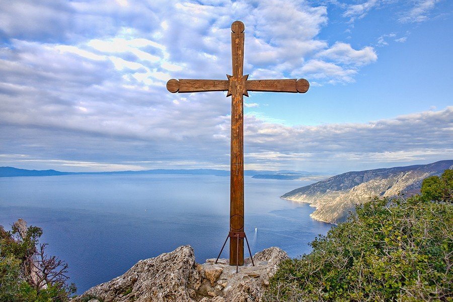 Το σημείο του Τιμίου Σταυρού | Γράφει ο π. Παντελεήμων Χούλης