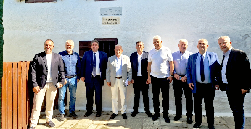 Η ΚΕΔΕ βγαίνει μπροστά, σε όλη την Ελλάδα: Από τη Σκιάθο, ισχυρό μήνυμα για τους πόρους, τον ρόλο και το μέλλον των Δήμων