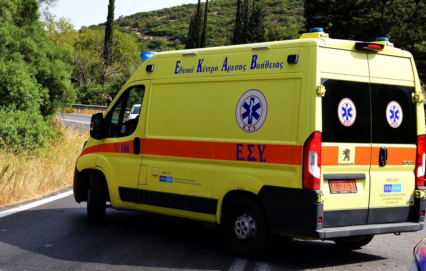 Διασωληνώθηκε 17χρονος στη Χαλκιδική – Κατέρρευσε έξω από σχολείο