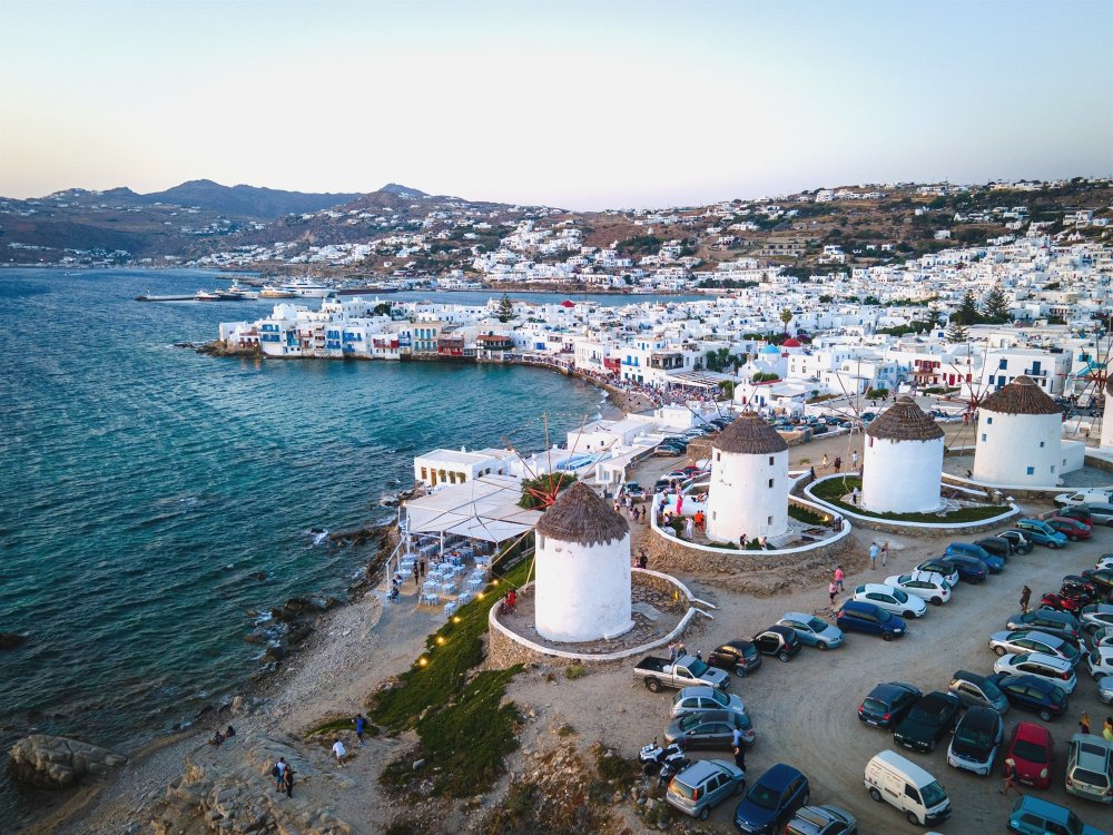 Μύκονος: Προς την έξοδο ο προϊστάμενος της πολεοδομίας – Ελέγχεται για κακουργήματα