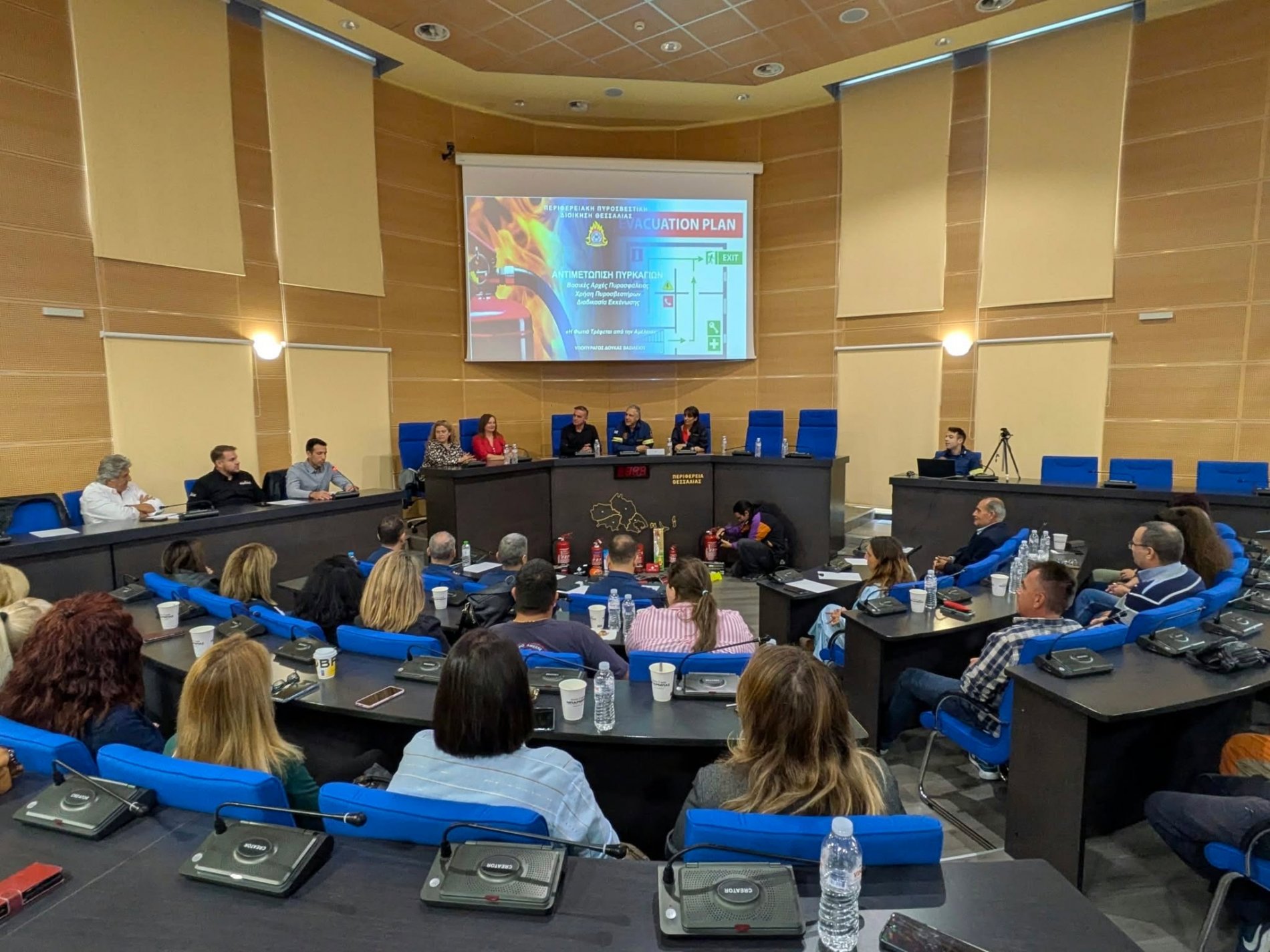 Εκπαίδευση στην πράξη για την πυρασφάλεια στην Περιφέρεια Θεσσαλίας (φωτο)