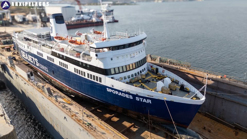 Ετοιμάζεται για την επιστροφή το «Sporades Star»στην πλωτή δεξαμενή της IGMAR στη Σαλαμίνα