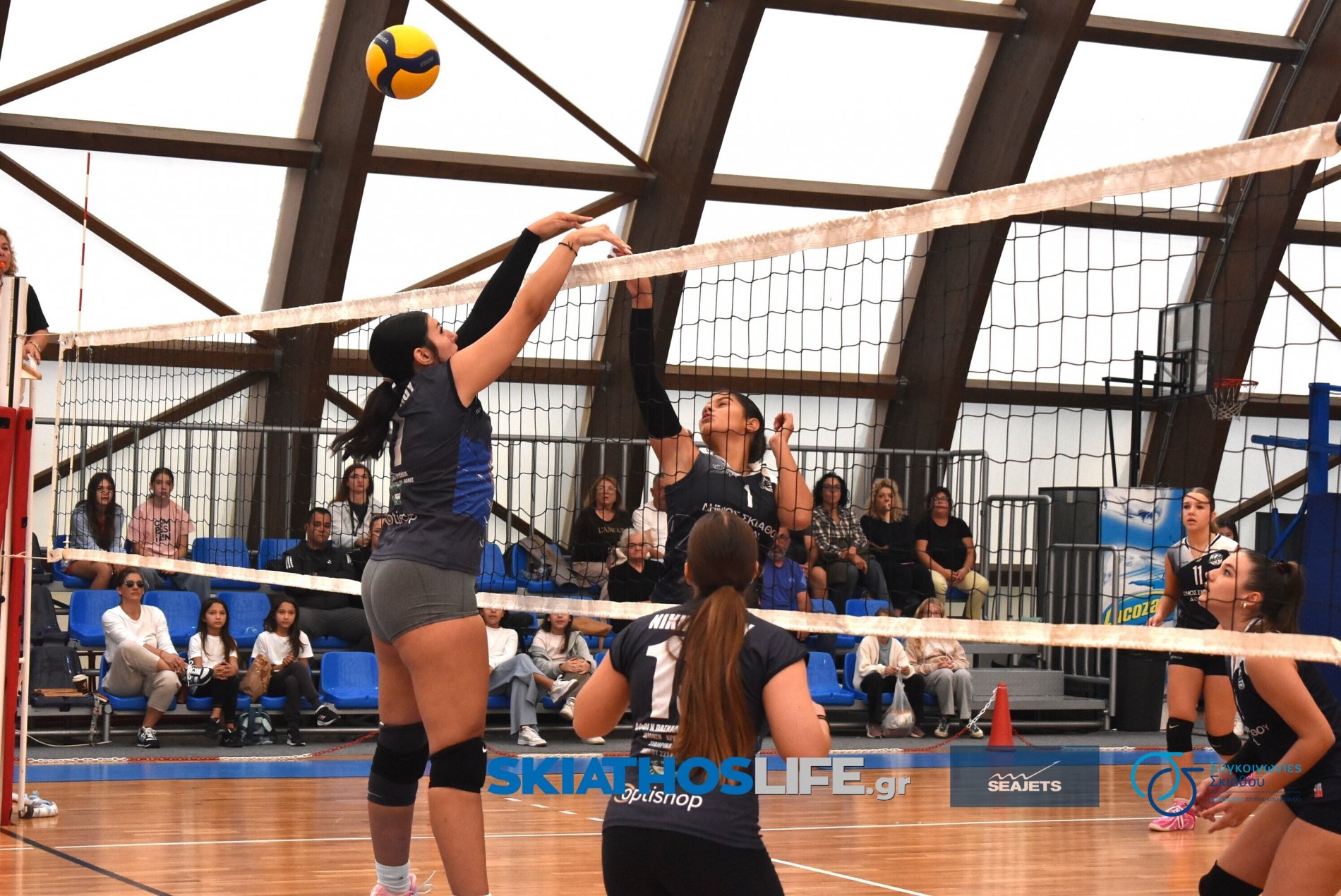 U18 VOLLEY ΝΕΑΝΙΔΩΝ : Mε το δεξί η πρεμιέρα για τον ΓΣ Σκιάθου (φωτο&video)