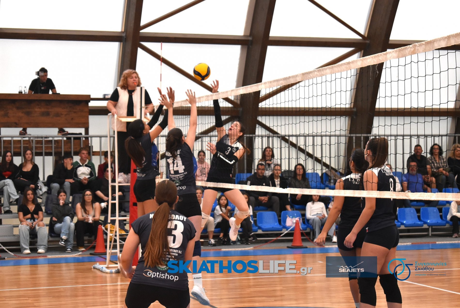U18 VOLLEY ΝΕΑΝΙΔΩΝ : Mε το δεξί η πρεμιέρα για τον ΓΣ Σκιάθου (φωτο&video)