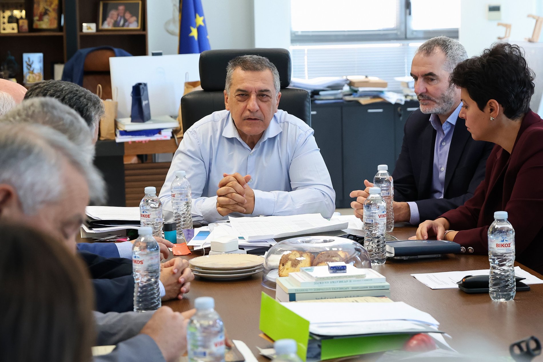 Συνάντηση του Περιφερειάρχη Θεσσαλίας Δημήτρη Κουρέτα με κλιμάκιο του ΠΑΣΟΚ – Κινήματος Αλλαγής (φωτο)