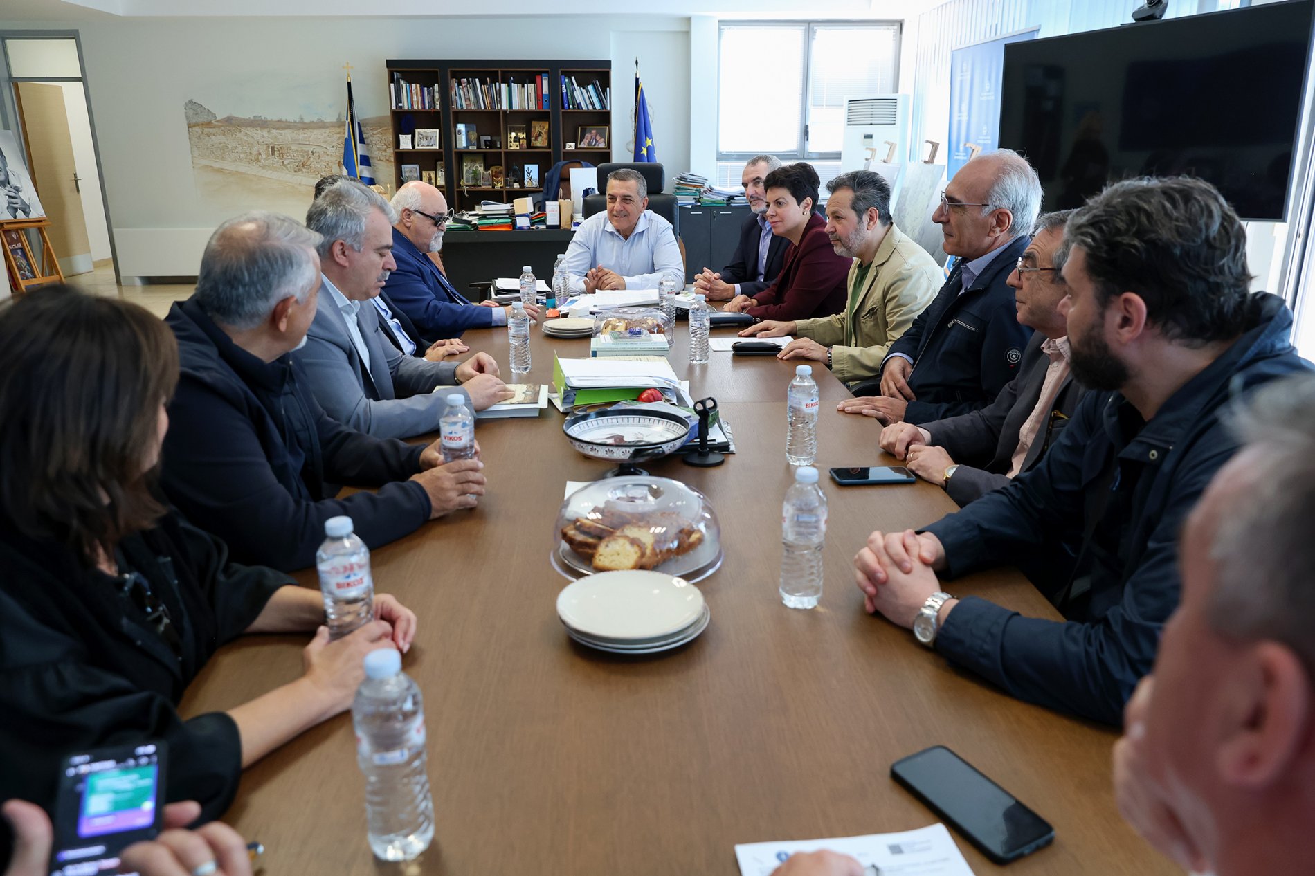 Συνάντηση του Περιφερειάρχη Θεσσαλίας Δημήτρη Κουρέτα με κλιμάκιο του ΠΑΣΟΚ – Κινήματος Αλλαγής (φωτο)