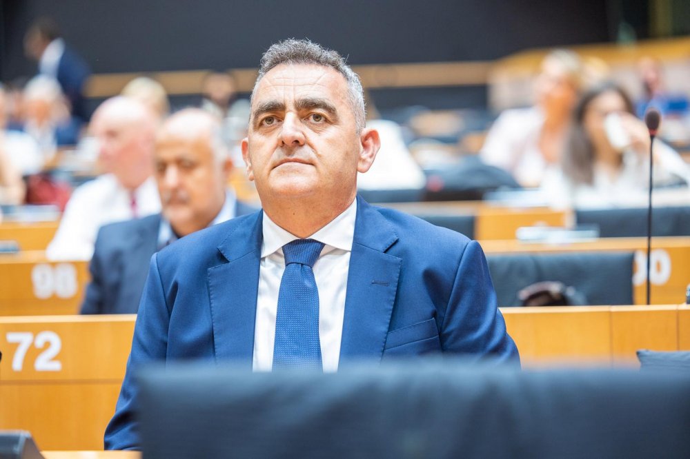 Φ. Μπελέρης σε συνάντηση με την Επιτροπή Νήσων της ΚΕΔΕ | «Η Ελλάδα έχει κάθε λόγο να πρωταγωνιστήσει στη νέα Ευρωπαϊκή Στρατηγική για τα νησιά»