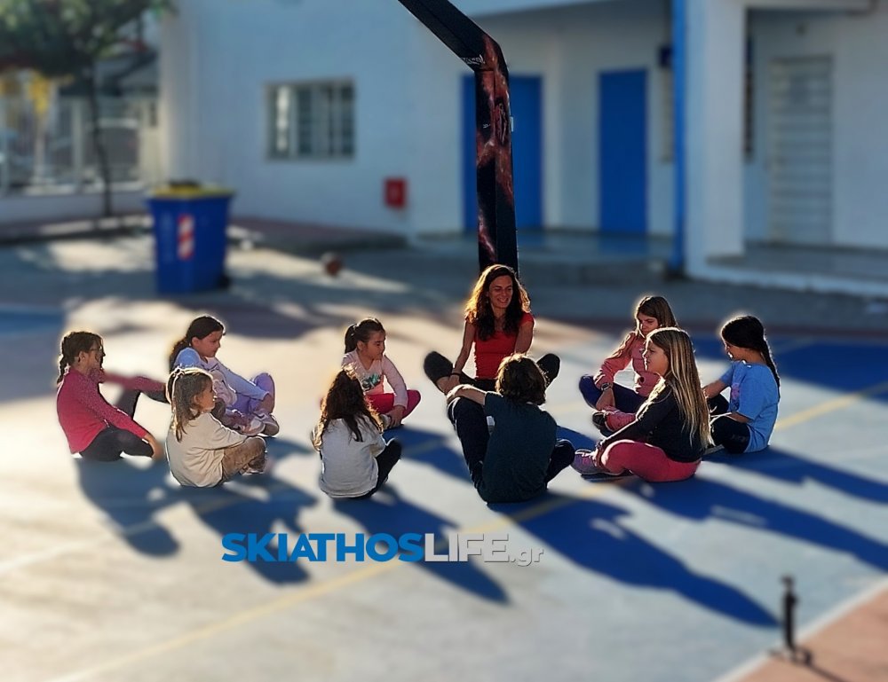 Δωρεάν εργαστήρια χοροθεάτρου για παιδιά στη Σκιάθο με τη Φαίδρα Πισιμίση