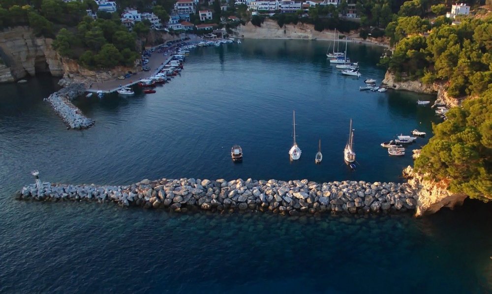 ΠΕΤΡΟΣ ΒΑΦΙΝΗΣ κατά ΠΑΝΑΓΙΩΤΗ ΑΝΑΓΝΩΣΤΟΥ :