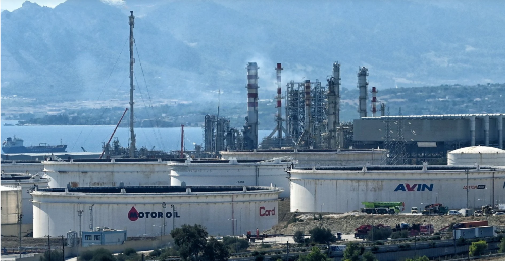 Motor Oil: Νέα έκρηξη στις εγκαταστάσεις – Δύο τραυματίες