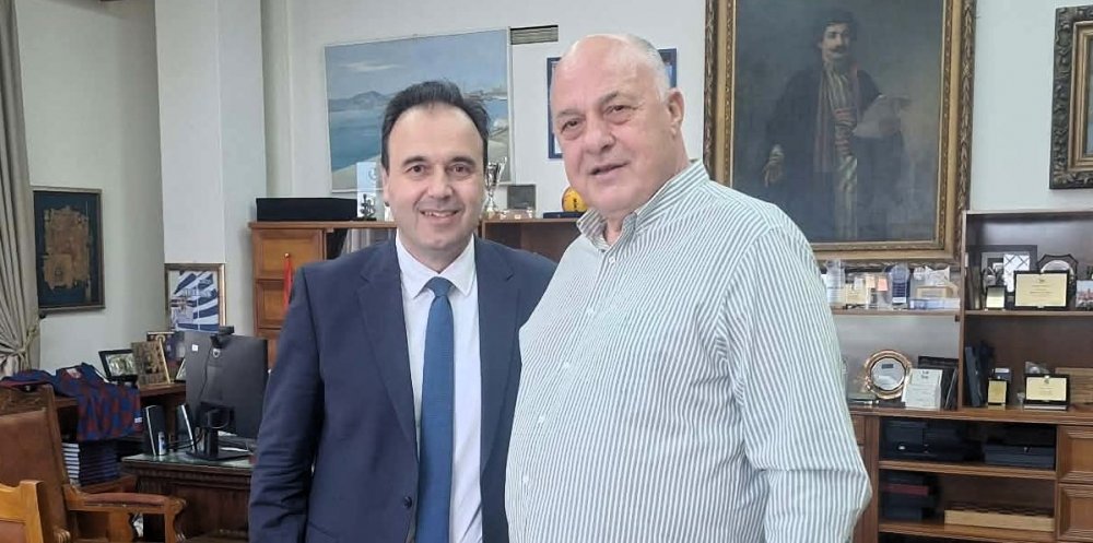 Συνάντηση του Δημάρχου Βόλου με τον Υπουργό Ψηφιακής Πολιτικής στο Δημαρχείο