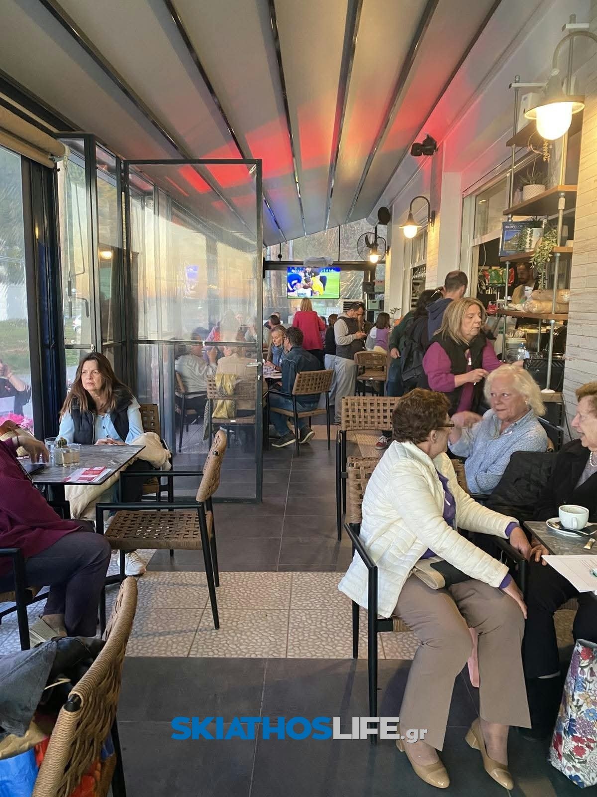 ΦΑΡΟΣ ΣΚΟΠΕΛΟΥ : Με επιτυχία πραγματοποιήθηκε η εκδήλωση ενημέρωσης και ευαισθητοποίησης για τον καρκίνο του μαστού στο Νέο Κλήμα Σκοπέλου (φωτο)